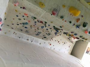 クライミングウォール